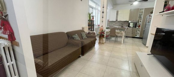 3 rooms Apartment in Bari, Italy No. 20540 57