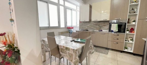 3 rooms Apartment in Bari, Italy No. 20540 2
