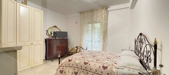 3 rooms Apartment in Bari, Italy No. 20540 7