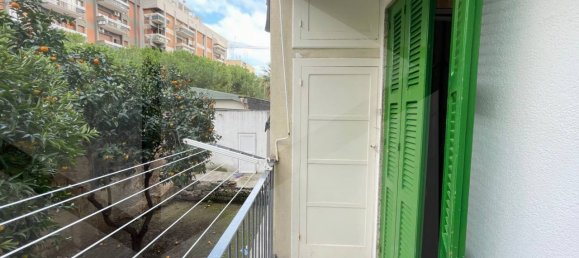 3 rooms Apartment in Bari, Italy No. 20540 10