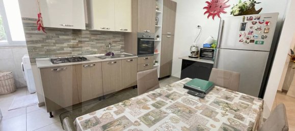 3 rooms Apartment in Bari, Italy No. 20540 78