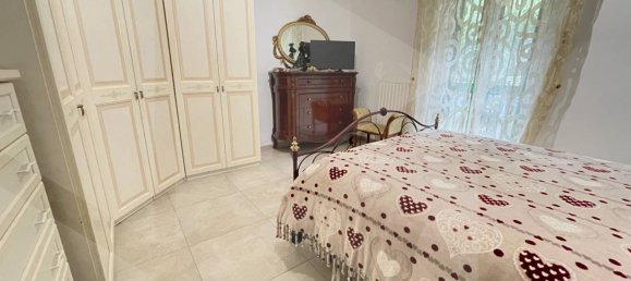 3 rooms Apartment in Bari, Italy No. 20540 16