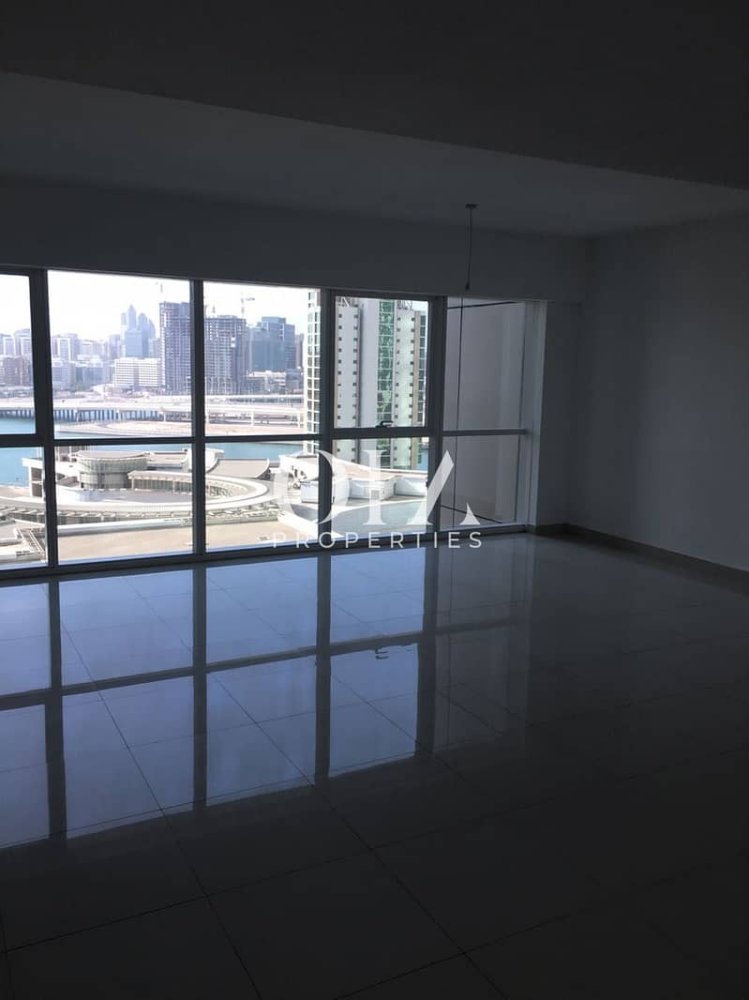 3 bedrooms Apartment in Al Reem Island, UAE No. 17475