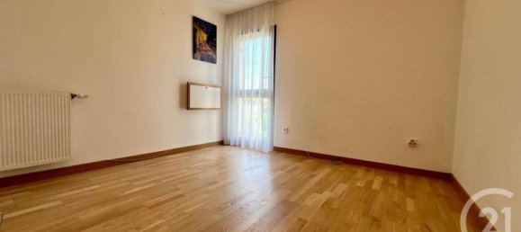 Квартира с 3 спальнями в Понтуаз, Франция № 359589 8