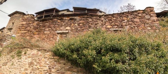 3 bedrooms House in Huesca, Spain No. 64442 3