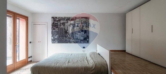 6 bedrooms Duplex in Blevio, Italy No. 109226 12