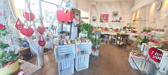 1-salle Propriété commerciale à Stezzano, Italy No. 302211 10