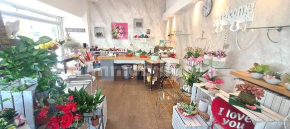 1-salle Propriété commerciale à Stezzano, Italy No. 302211 7