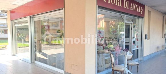 1-salle Propriété commerciale à Stezzano, Italy No. 302211 4