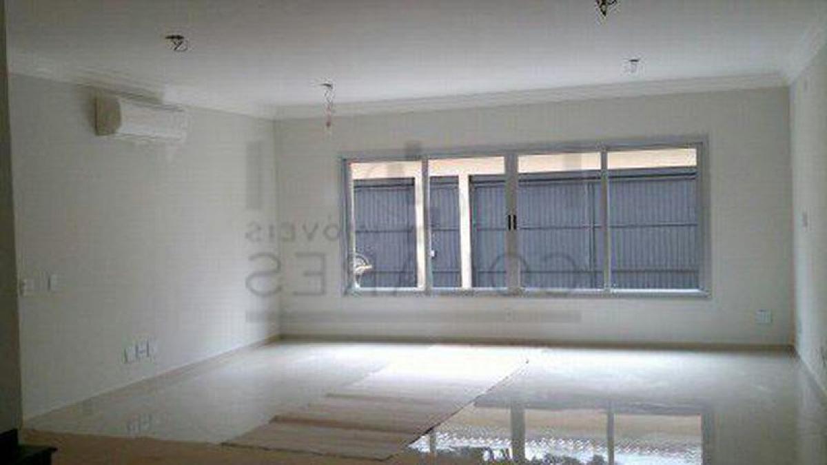 Casa de 3 dormitorios en Sao Paulo, Brazil No. 454225