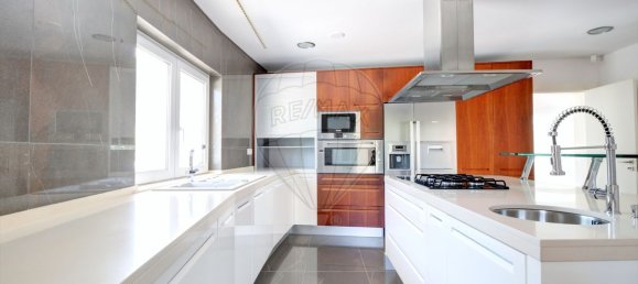 4 bedrooms House in Sintra, Portugal No. 163958 5