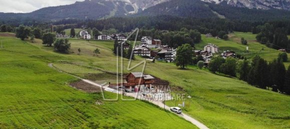 4 Schlafzimmer Penthouse in Cortina d'Ampezzo, Italy, Nr. 106192 4