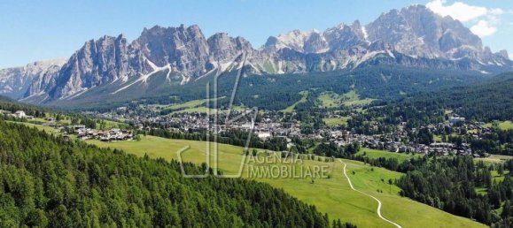 4 Schlafzimmer Penthouse in Cortina d'Ampezzo, Italy, Nr. 106192 3