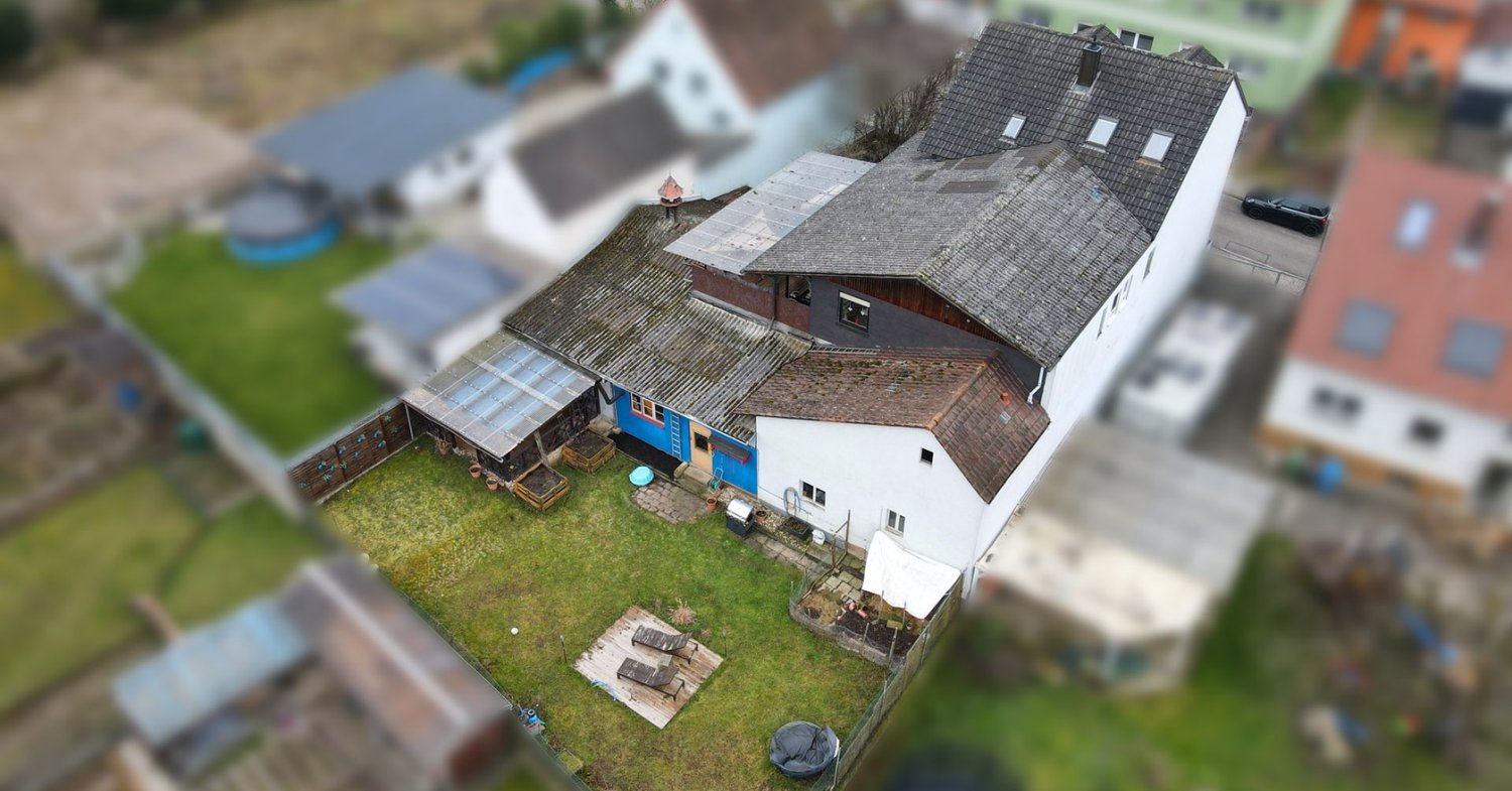 Дом с 6 спальнями в Баден-Вюртемберг, Германия № 93086