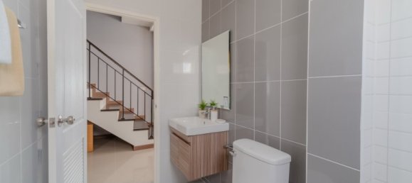 3 chambres house à vendre à Rayong, Eastern Thailand, Thailand № 63358 8