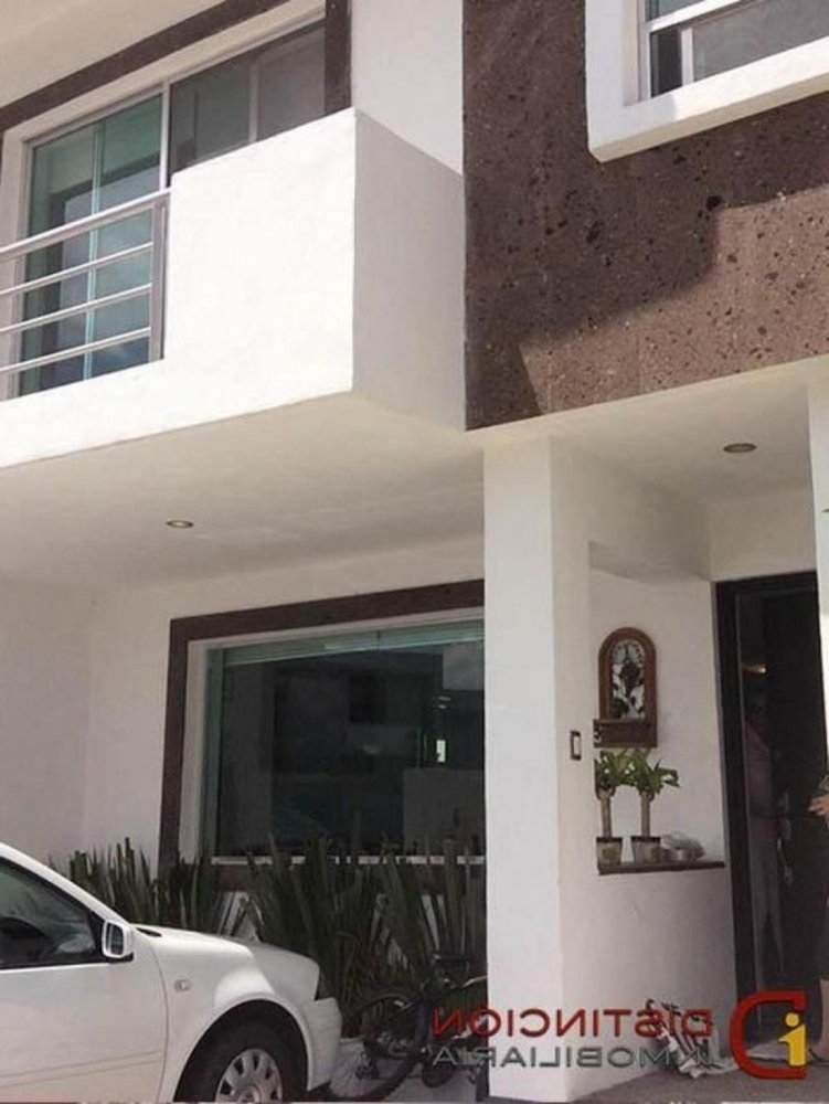 3 bedrooms House in Queretaro, Mexico No. 145908