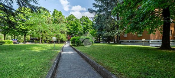 3 bedrooms Apartment in Parma, Italy No. 329380 17