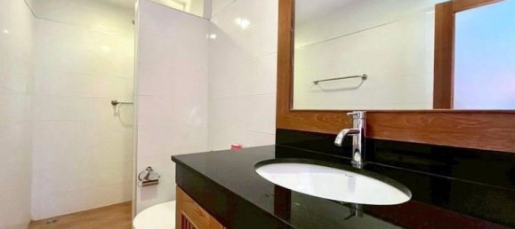 4 bedrooms House in Pattaya, Thailand No. 61453 14