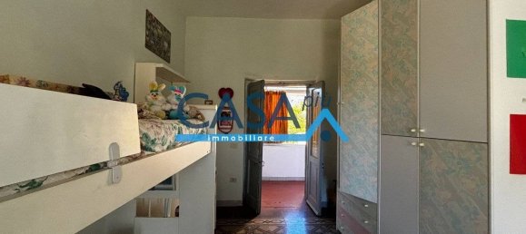 3 bedrooms House in Camigliano, Italy No. 228030 7