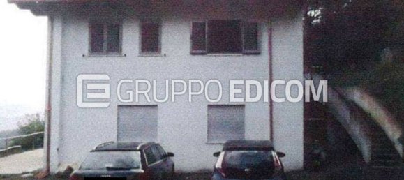 5 rooms Apartment in Catanzaro, Italy No. 184757 2