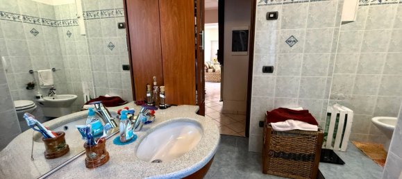 Дуплекс с 3 спальнями в Менаджо, Италия № 362320 23