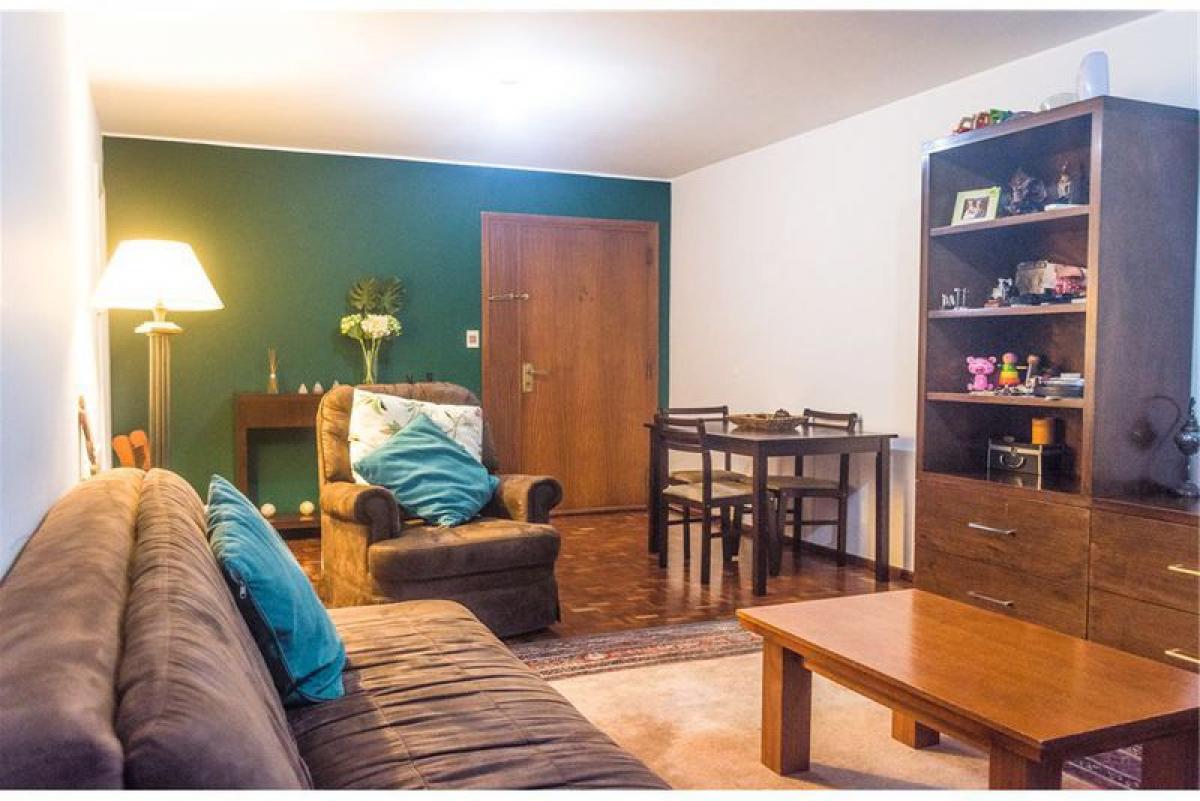 3 bedrooms Apartment in Montevideo, Uruguay No. 5620