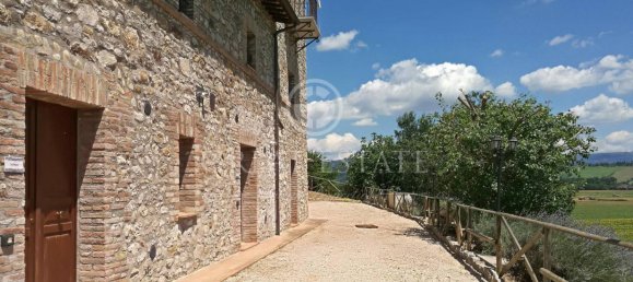 14 bedrooms House in Monte Castello di Vibio, Italy No. 138197 8