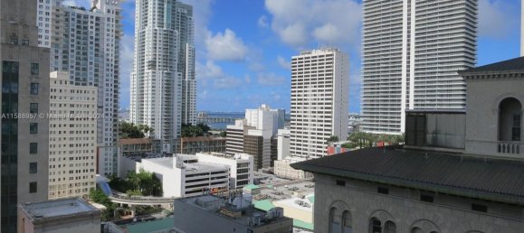 1 chambre propriété commerciale à vendre à Miami, Miami-Dade, Florida, USA № 613803 12