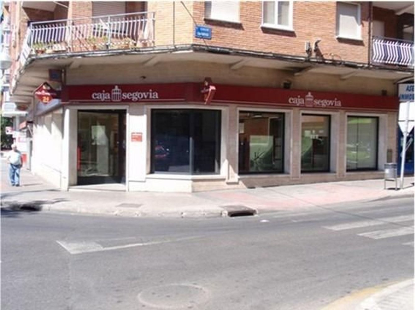 139m² Commercial property in Mostoles, Spain No. 121913