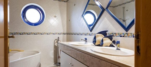 5 bedrooms Villa in Palmela, Portugal No. 245165 19