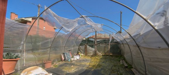 4 bedrooms House in Candiolo, Italy No. 380316 7