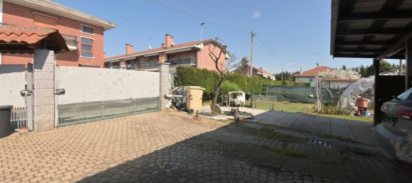 4 bedrooms House in Candiolo, Italy No. 380316 4