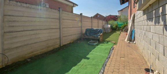 4 bedrooms House in Candiolo, Italy No. 380316 12