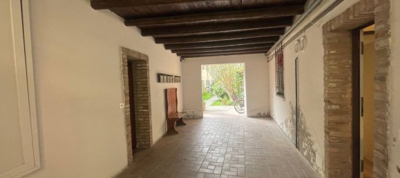 Studio in Ferrara, Italy No. 293227 23