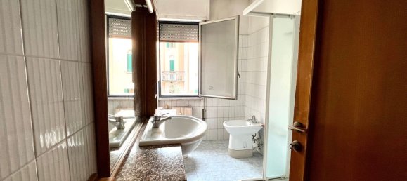 5 rooms Apartment in Venice, Italy No. 209675 25