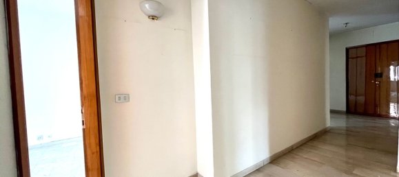 5 rooms Apartment in Venice, Italy No. 209675 16