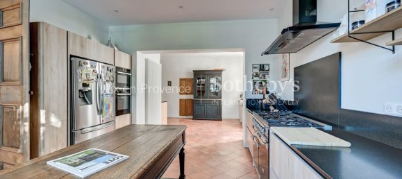 7 bedrooms Castles in Aix-en-Provence, France No. 322987 12