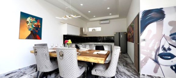 6 bedrooms House in Pattaya, Thailand No. 26334 6