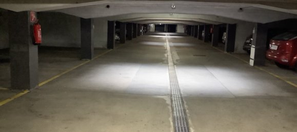  Garage in Vienna, Austria No. 136743 5