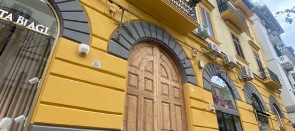 3 rooms Apartment in Naples, Italy No. 136689 19