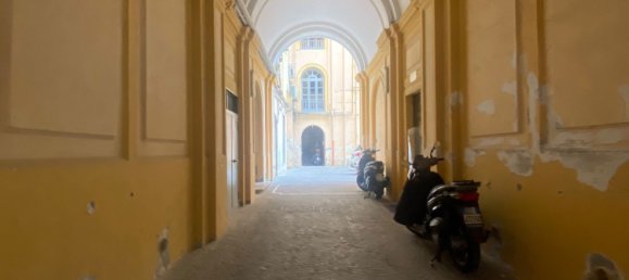 3 rooms Apartment in Naples, Italy No. 136689 21