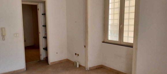 3 rooms Apartment in Naples, Italy No. 136689 14