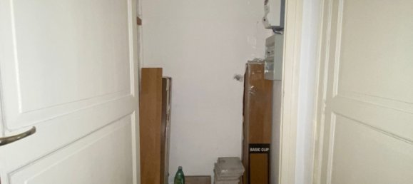 3 rooms Apartment in Naples, Italy No. 136689 32