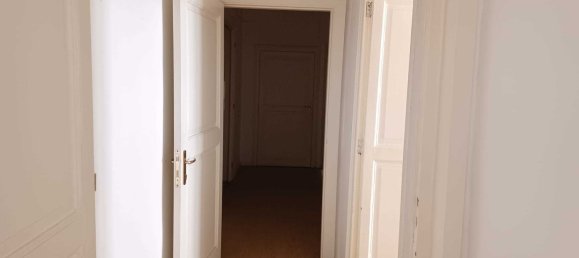 3 rooms Apartment in Naples, Italy No. 136689 13