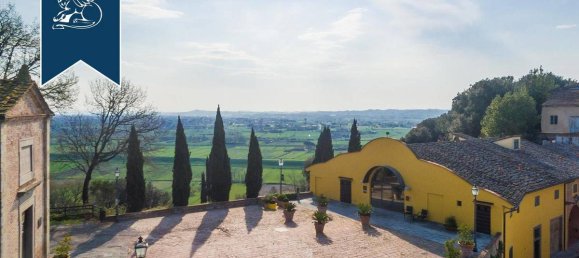 8 bedrooms Villa in Santa Maria a Monte, Italy No. 237047 7