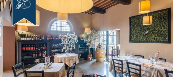 8 bedrooms Villa in Santa Maria a Monte, Italy No. 237047 25