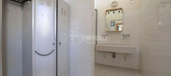 Lagerhaus in Monte San Giusto, Italy 425m², Nr. 153151 9