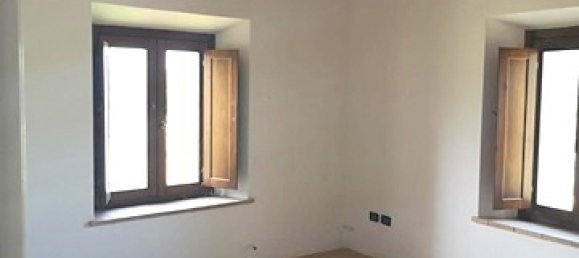 2 Schlafzimmer Wohnung in Sarteano, Italy, Nr. 54296 9