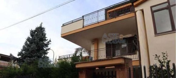 7 bedrooms Villa in Carinaro, Italy No. 377917 3