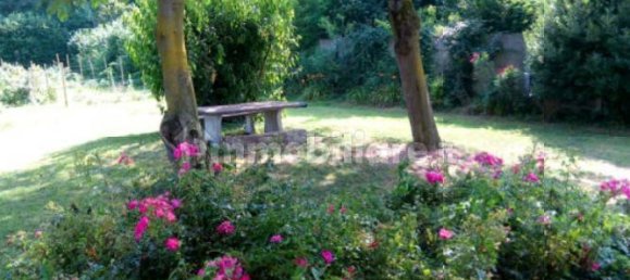 3 bedrooms House in Lonate Pozzolo, Italy No. 1752 5